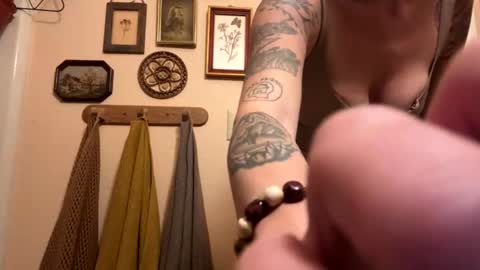 naturebabe666 online show from April 16, 4:57 am