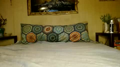 natureboundlovers online show from January 12, 2:06 am