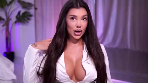 Snapshot of natydesiree chatting on March 3, 7:53 pm Naty online show from March 3, 7:53 pm