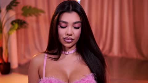 Snapshot of natydesiree chatting on March 27, 8:30 pm Naty online show from March 27, 8:30 pm