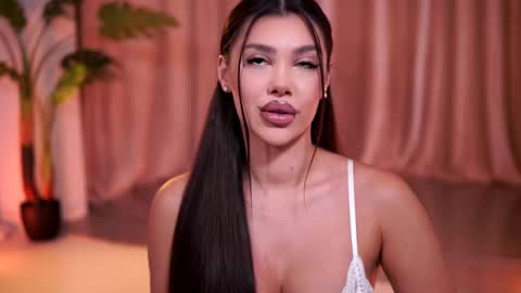 Snapshot of natydesiree chatting on March 31, 7:14 pm Naty online show from March 31, 7:14 pm