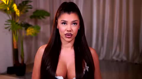 Snapshot of natydesiree chatting on May 29, 7:45 pm Naty online show from May 29, 7:45 pm