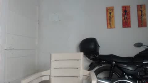 Snapshot of natzumi_mcqueen chatting on January 3, 11:57 am Stella Mcqueen online show from January 3, 11:57 am