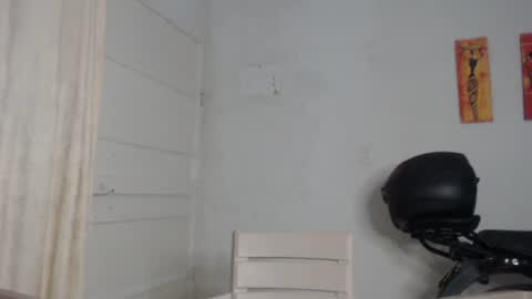 Snapshot of natzumi_mcqueen chatting on January 5, 11:04 am Stella Mcqueen online show from January 5, 11:04 am