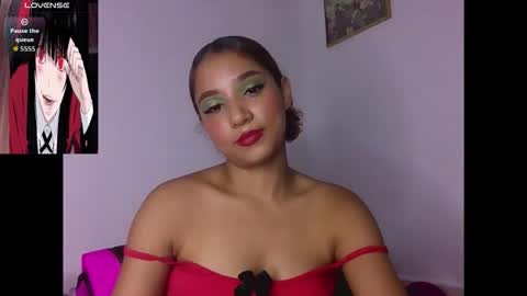 Snapshot of natzurit chatting on December 16, 12:15 am Natzu online show from December 16, 12:15 am