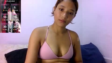 Snapshot of natzurit chatting on December 21, 3:19 pm Natzu online show from December 21, 3:19 pm