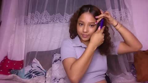 Snapshot of natzurit chatting on February 5, 11:59 am Natzu online show from February 5, 11:59 am