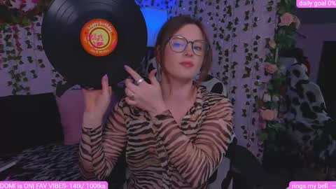 bella online show from June 4, 12:05 am