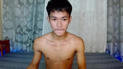 Snapshot of naughty_cy chatting on July 12, 6:32 pm itzme cyril online show from July 12, 6:32 pm