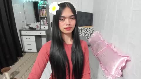 emma online show from December 23, 7:41 pm