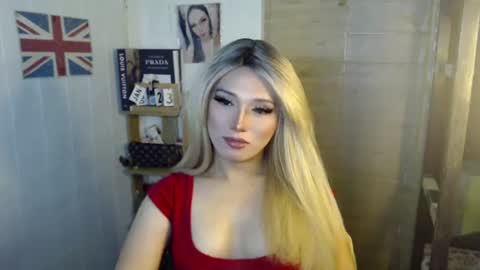 Snapshot of naughty_kim20 chatting on January 25, 2:26 am alexa online show from January 25, 2:26 am