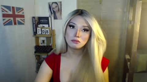 Snapshot of naughty_kim20 chatting on February 26, 1:43 am alexa online show from February 26, 1:43 am