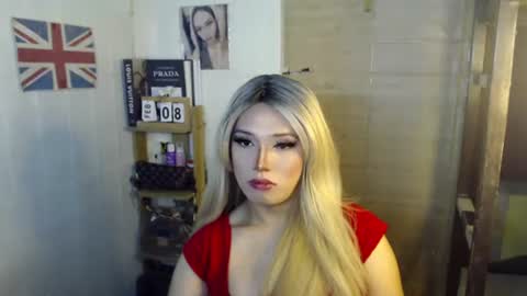 Snapshot of naughty_kim20 chatting on February 27, 2:42 am alexa online show from February 27, 2:42 am