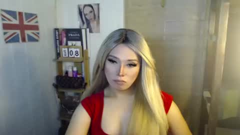 Snapshot of naughty_kim20 chatting on March 5, 2:03 am alexa online show from March 5, 2:03 am