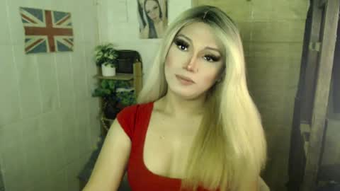 Snapshot of naughty_kim20 chatting on July 4, 2:07 am alexa online show from July 4, 2:07 am