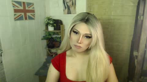 Snapshot of naughty_kim20 chatting on July 8, 1:10 am alexa online show from July 8, 1:10 am