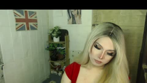 Snapshot of naughty_kim20 chatting on July 13, 2:14 am alexa online show from July 13, 2:14 am