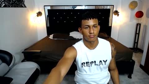 Snapshot of naughty_sebas_ chatting on January 30, 12:18 am SEBAS online show from January 30, 12:18 am