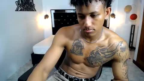Snapshot of naughty_sebas_ chatting on February 22, 12:05 am SEBAS online show from February 22, 12:05 am