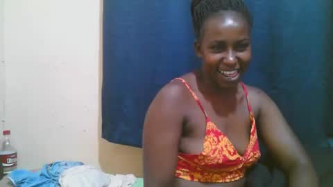 Snapshot of naughty_slender2 chatting on March 12, 6:47 pm jn online show from March 12, 6:47 pm