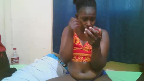 Snapshot of naughty_slender2 chatting on March 14, 7:14 am jn online show from March 14, 7:14 am