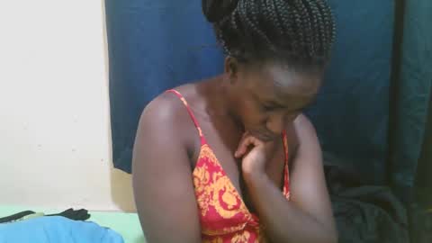 Snapshot of naughty_slender2 chatting on March 25, 2:06 am jn online show from March 25, 2:06 am