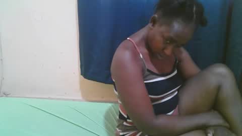 Snapshot of naughty_slender2 chatting on March 30, 7:53 am jn online show from March 30, 7:53 am