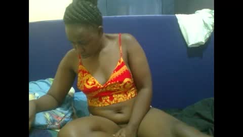 Snapshot of naughty_slender2 chatting on May 16, 10:36 am jn online show from May 16, 10:36 am
