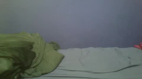 Snapshot of naughty_slender2 chatting on May 18, 4:13 pm jn online show from May 18, 4:13 pm