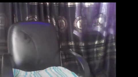 Snapshot of naughty_xxbunny chatting on November 9, 8:56 am beauty online show from November 9, 8:56 am