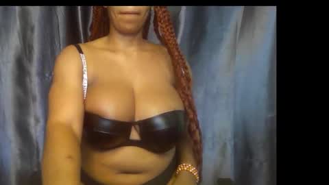 Snapshot of naughty_xxbunny chatting on February 8, 1:14 pm beauty online show from February 8, 1:14 pm