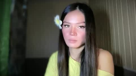 Snapshot of naughty_yuuna chatting on May 2, 3:28 pm naughty_yuuna online show from May 2, 3:28 pm