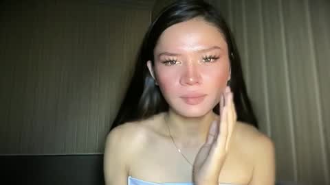 Snapshot of naughty_yuuna chatting on May 5, 3:03 am naughty_yuuna online show from May 5, 3:03 am