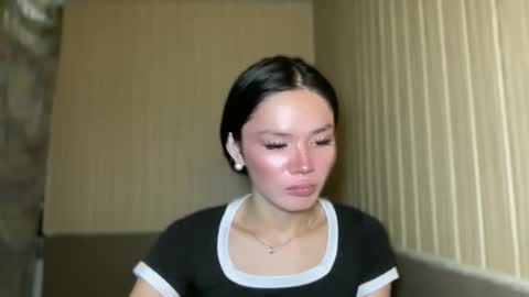 Snapshot of naughty_yuuna chatting on May 9, 4:23 pm naughty_yuuna online show from May 9, 4:23 pm