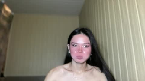 Snapshot of naughty_yuuna chatting on May 12, 5:32 pm naughty_yuuna online show from May 12, 5:32 pm