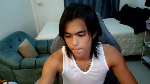 Loue online show from July 16, 12:00 pm