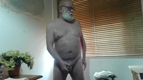 Snapshot of naughtybrianh chatting on February 12, 9:37 am Brian online show from February 12, 9:37 am