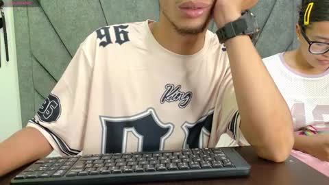 naughtyfusion_os online show from March 29, 12:38 pm