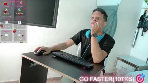 Snapshot of naughtyfusion_os chatting on April 27, 1:09 pm naughtyfusion_os online show from April 27, 1:09 pm