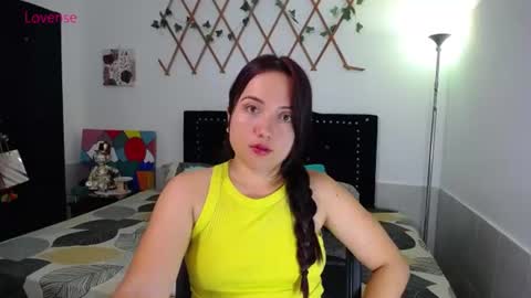 Snapshot of naughtygirl_mmm chatting on July 6, 8:00 am Valeria online show from July 6, 8:00 am