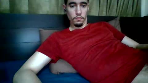 naughtyguy556677 online show from May 25, 12:05 am
