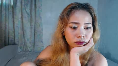 Snapshot of naughtyhotsexyjean chatting on June 25, 1:49 am miss jean online show from June 25, 1:49 am