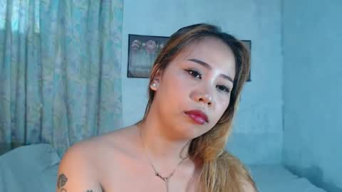 Snapshot of naughtyhotsexyjean chatting on June 26, 5:56 am miss jean online show from June 26, 5:56 am