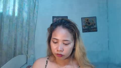 Snapshot of naughtyhotsexyjean chatting on July 11, 4:15 am miss jean online show from July 11, 4:15 am