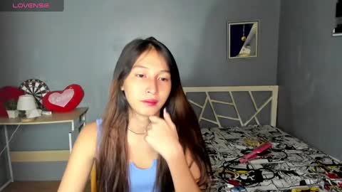 naughtyjanela online show from February 19, 12:11 pm