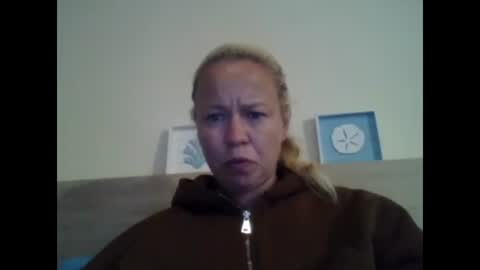naughtyjennyblondeuk online show from May 12, 4:04 pm