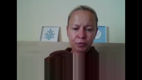 naughtyjennyblondeuk online show from May 17, 5:31 pm