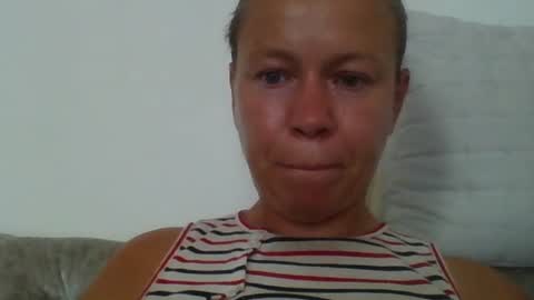 naughtyjennyblondeuk online show from July 9, 2:32 pm