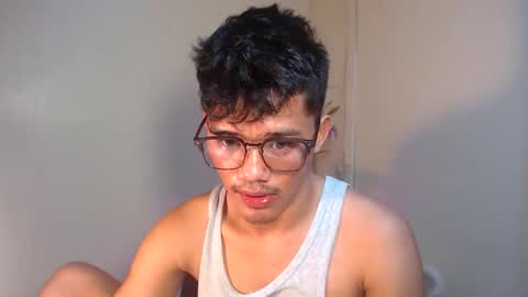 Snapshot of naughtyjosh_ chatting on October 23, 8:35 am Josh online show from October 23, 8:35 am