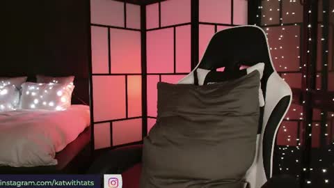 naughtykathie online show from June 21, 8:44 pm